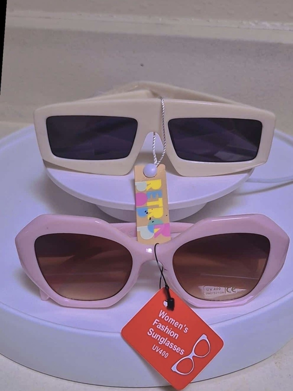 Retro Pink Women's Fashion Sunglasses - Chic Oversized Frame